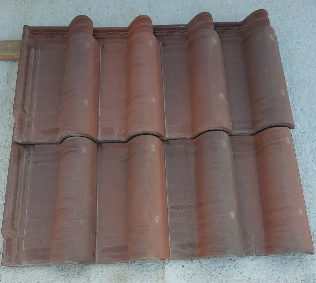 Imagen de Teja Mixta Magma Rojo Viejo